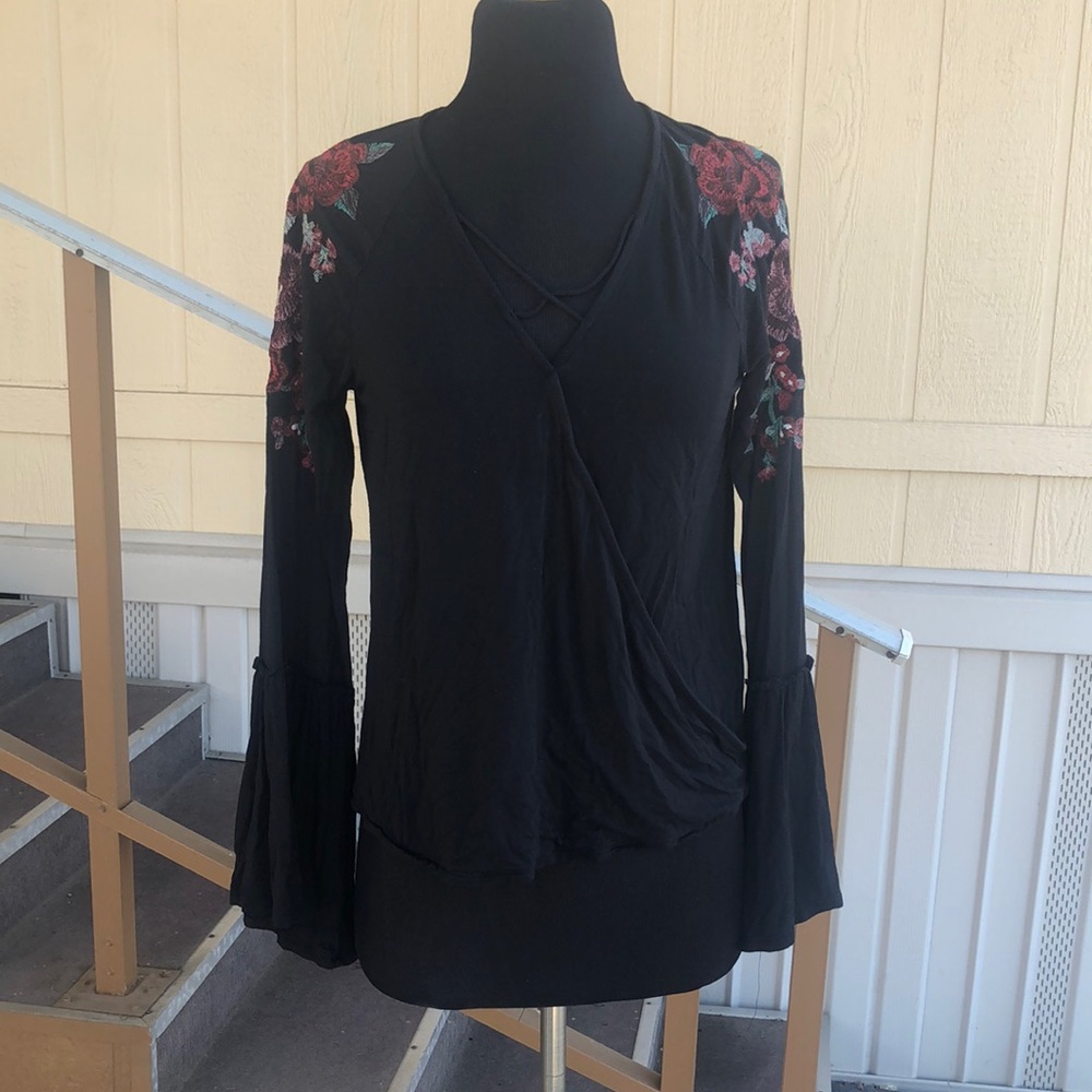 American Eagle Outfitters Embroidered black blouse